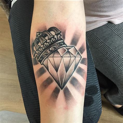 diamond tattoo